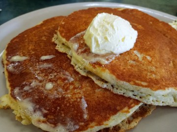 Kodiak Almond Poppy Seed Gingerbread Power Pancakes